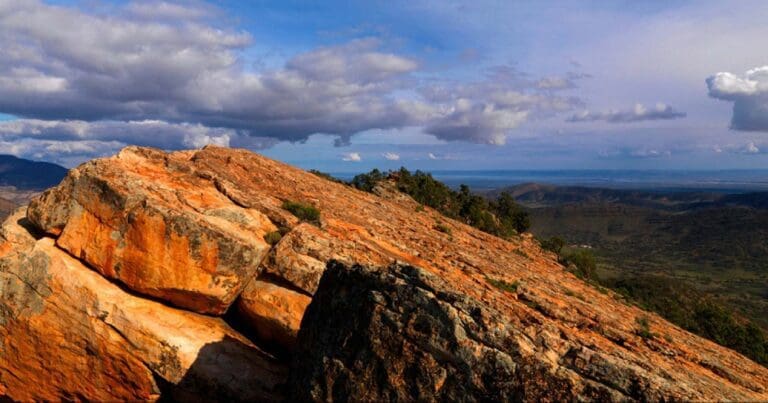 Devil's Peak Walking Trail